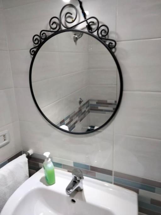 La Casa Del Ponte Love Apartment Napoli Bagian luar foto